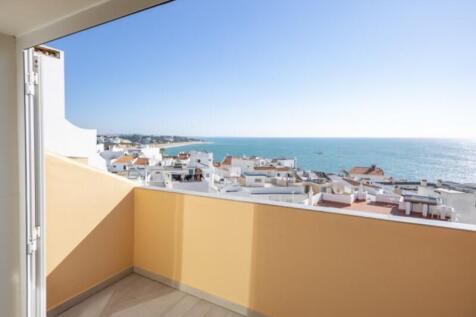 Villa with panoramic sea views and terraces