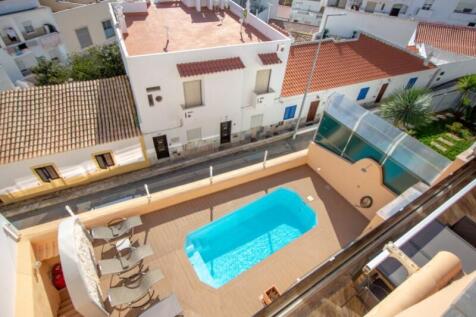 Villa with panoramic sea views and terraces