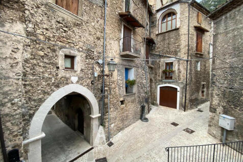 Property Image 8