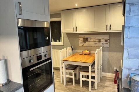 Kitchen (2)