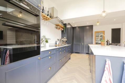 Kitchen (1)