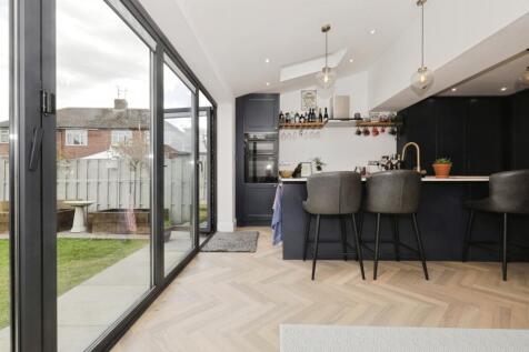 Kitchen (2)