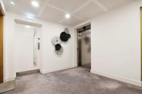 Lift Area