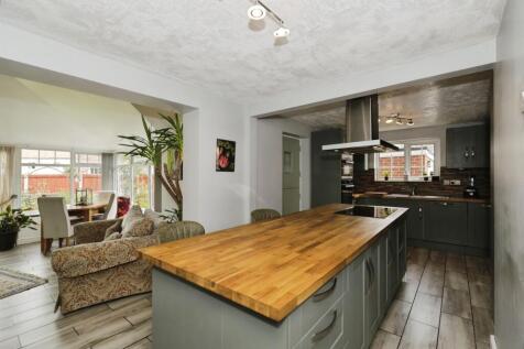 Kitchen (2)