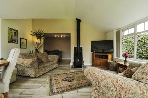 Sun Room (2)