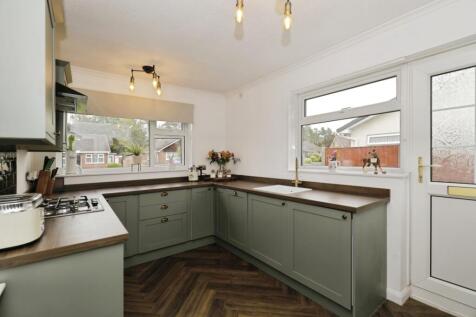 Kitchen (2)