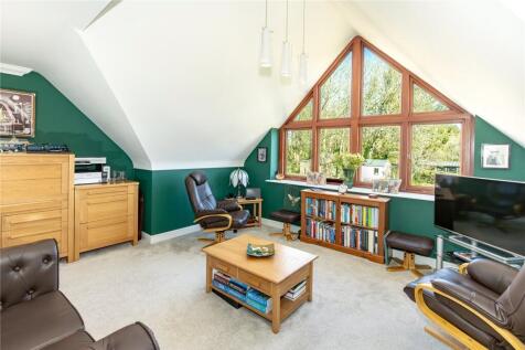 Bedroom/Sitting Room