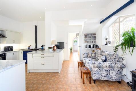 Kitchen/Sitting