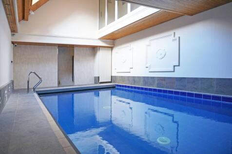 Indoor heated pool for residents&#39; use