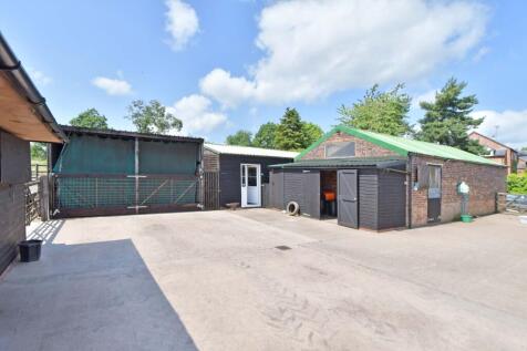 Stables, haybarn and tack room