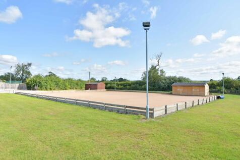 Manege 35x32m