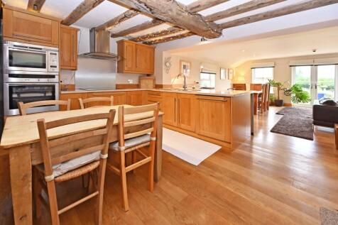 Kitchen to family room