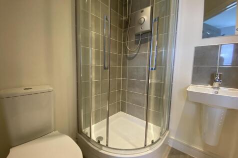 Master En-Suite