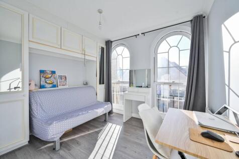 Property Image 8