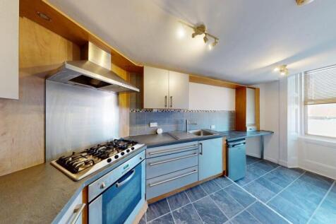18-Stewarton-Street-04102025_161347.jpg