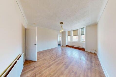 18-Stewarton-Street-04102025_161430.jpg