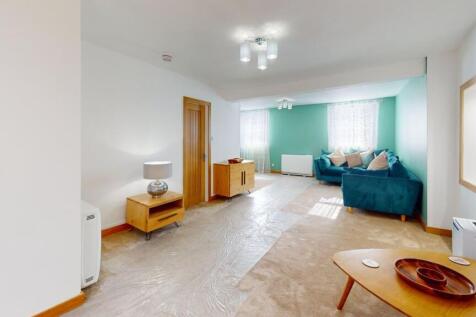 91-High-Street-Bedroom 5.jpg