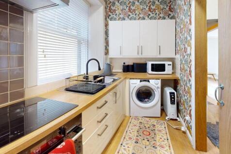 91-High-Street-Kitchen.jpg