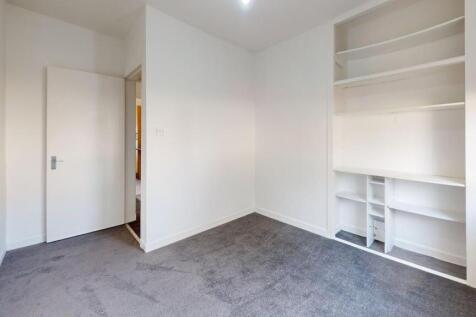 40-Beechwood-Crescent-Wishaw-Bedroom 2.jpg