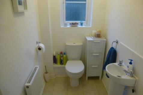 Cloakroom/wc