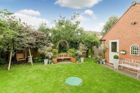 14 Blacksmiths Close, Netherseal