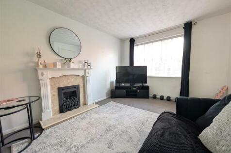 10 Denstone Close, Ashby
