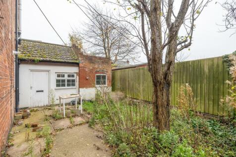 31a &amp; 32 Church Hill Street, Winshill