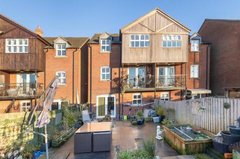 7 Brooks Close, Donisthorpe