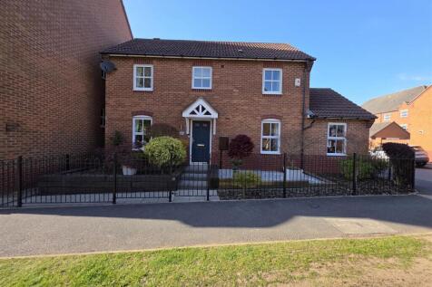 28 Staples Drive, Coalville