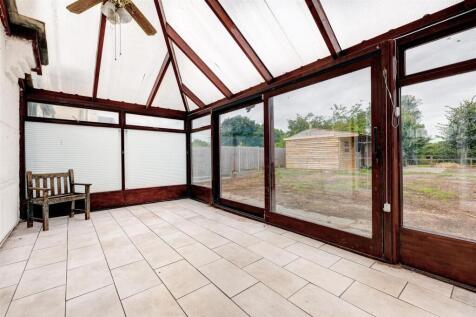 Merrylees Road, Thornton