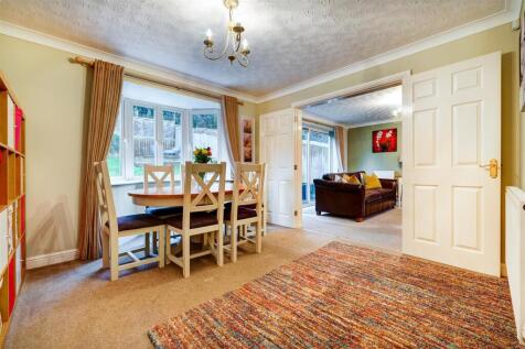 30 Bretby Hollow, Newhall