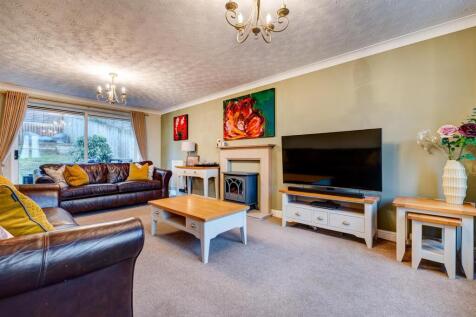 30 Bretby Hollow, Newhall