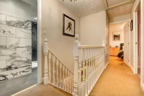 30 Bretby Hollow, Newhall