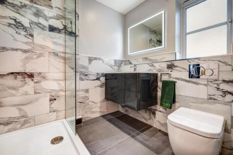 30 Bretby Hollow, Newhall