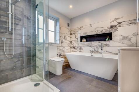 30 Bretby Hollow, Newhall