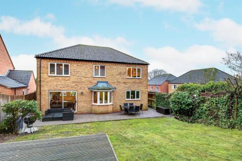30 Bretby Hollow, Newhall