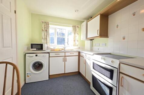 24 Warwick Way, Ashby-De-La-Zouch