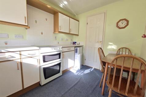 24 Warwick Way, Ashby-De-La-Zouch