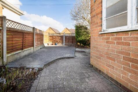 1 Rowena Drive, Ashby