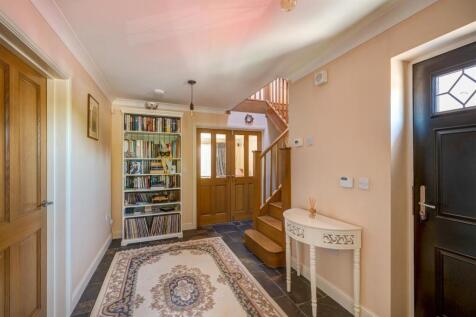3 Creswell Drive, Ravenstone