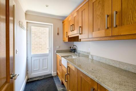 3 Creswell Drive, Ravenstone