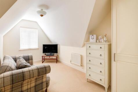 3 Creswell Drive, Ravenstone