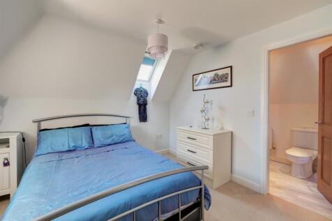 3 Creswell Drive, Ravenstone