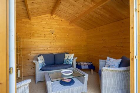 3 Creswell Drive, Ravenstone