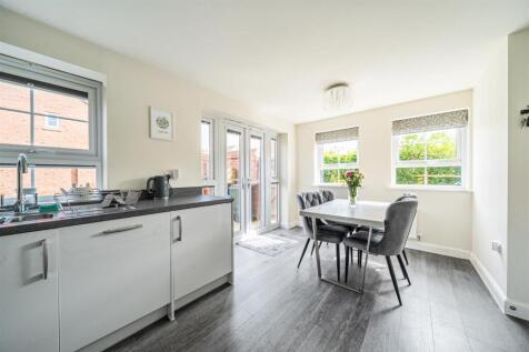 4 Davies Close, Hugglescote