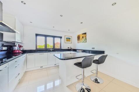 21 Forrester Close, Coleorton