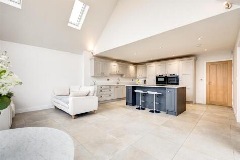 Hall Farm Close, Packington