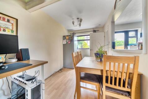 9 Elm Avenue, Ashby-De-La-Zouch
