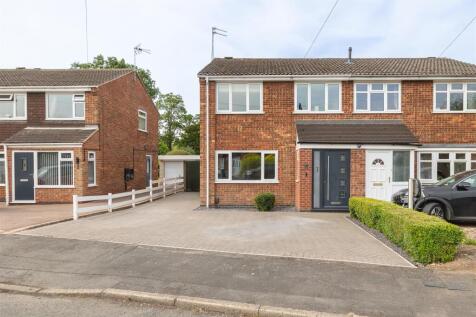 3 Tudor Close, Ashby