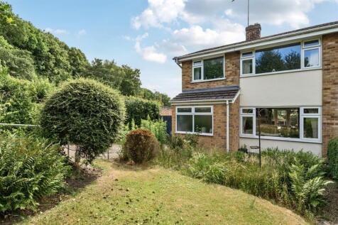 37 Holyoake Drive, Heather
